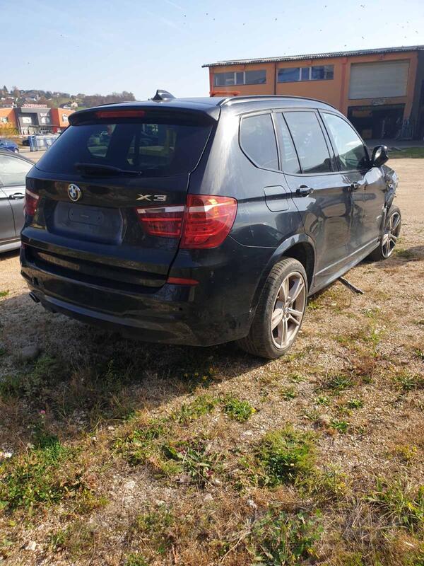 BMW - X3 2000 in parts