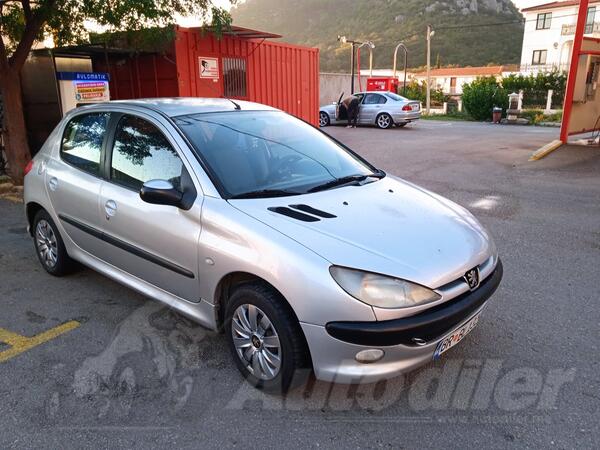 Peugeot - 206 - 1.4