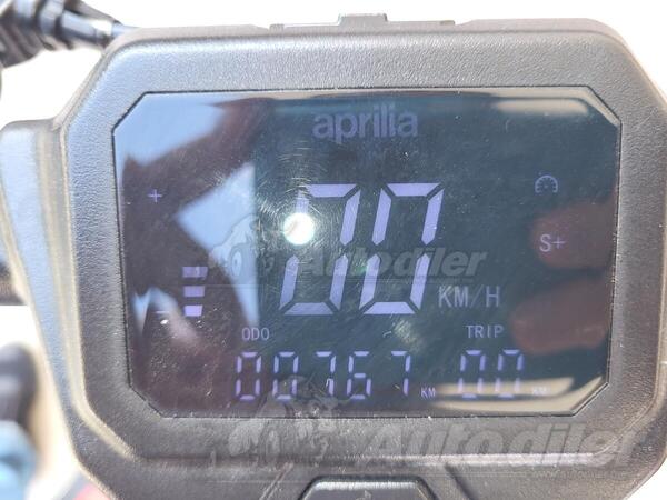 Aprilia - Sr1