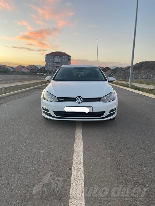 Volkswagen - Golf 7 - 1.6 tdi bluemotion