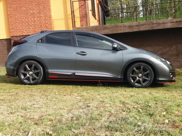 Honda - Civic - 1.8 vtec