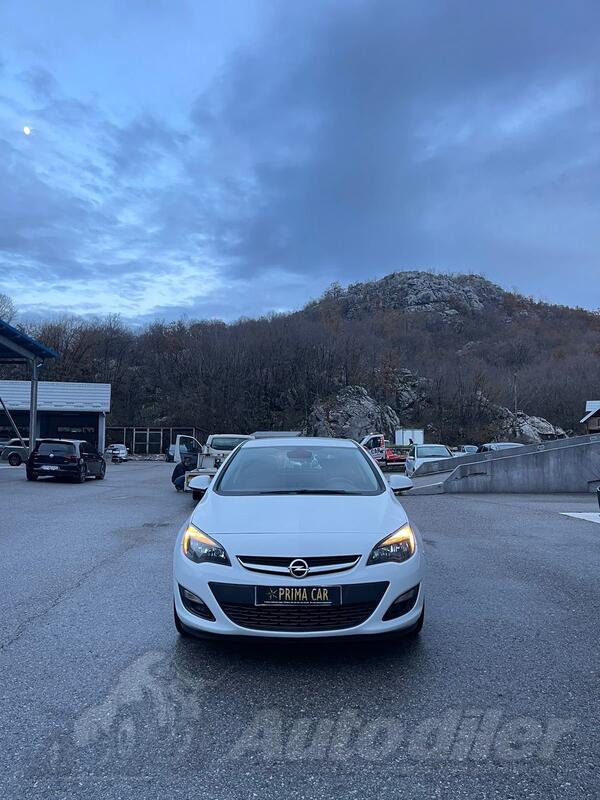 Opel - Astra - 1.7 CDTI 12/2015g.