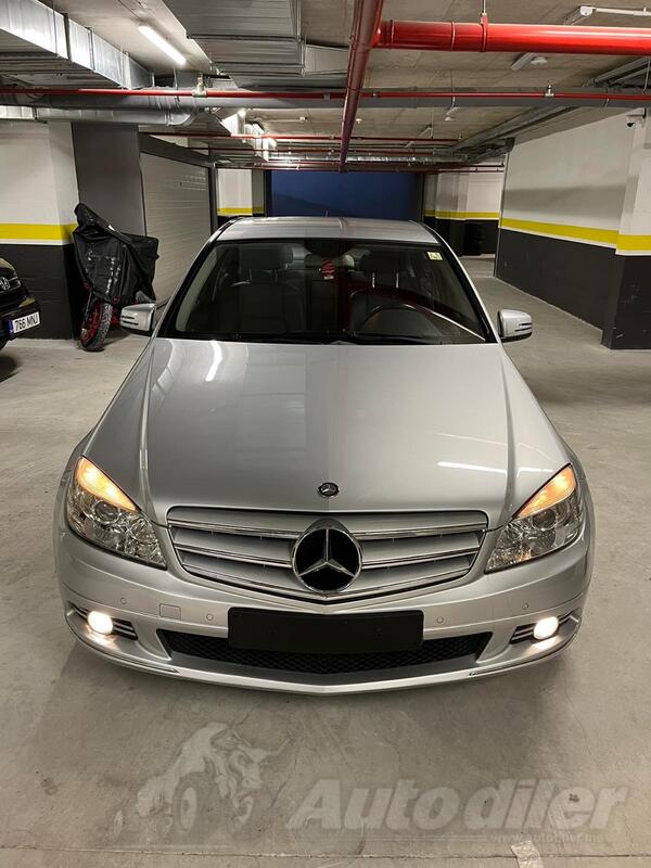 Mercedes Benz - C 200 - C 200
