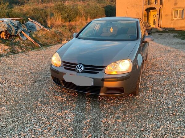 Volkswagen - Golf 5 - 1.9 TDI