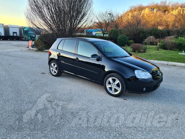 Volkswagen - Golf 5 - 1.9 77kw 4motion