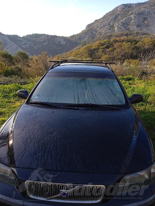 Volvo - V70 - D5