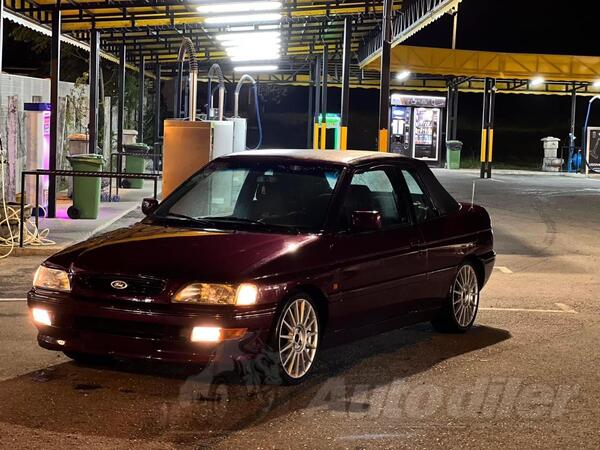 Ford - Escort - 1.8 XR3i