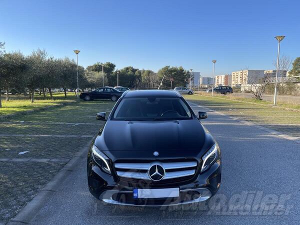 Mercedes Benz - GLA 200 - CDI