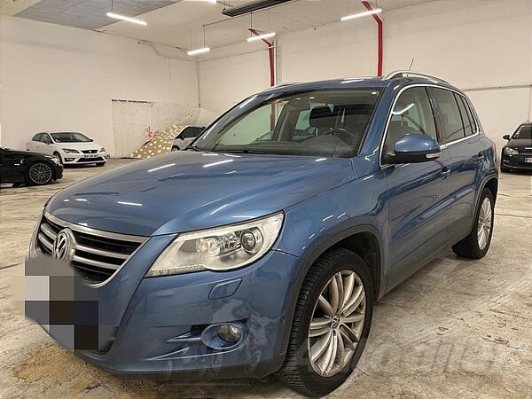 Volkswagen - Tiguan