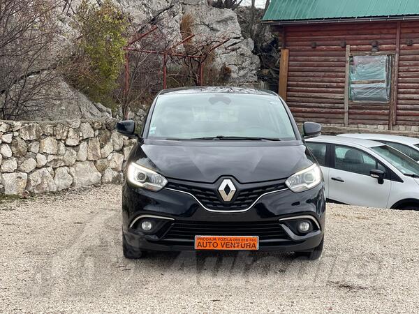 Renault - Scenic - 11/2017.g