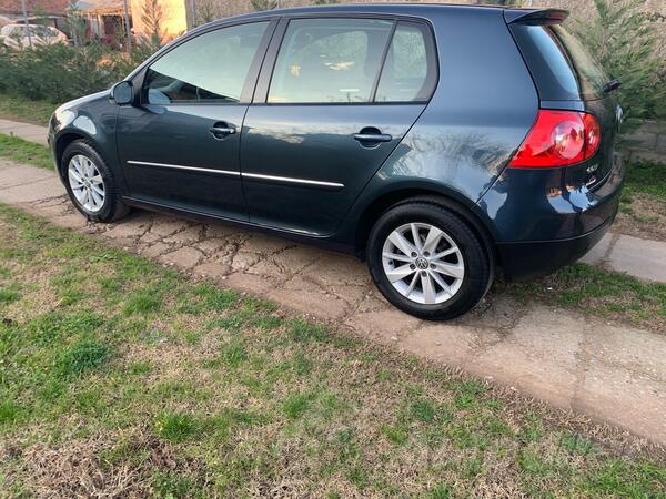 Volkswagen - Golf 5 - 1.9 tdi