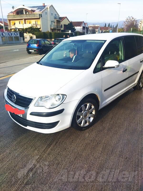 Volkswagen - Touran - 1,9 tdi