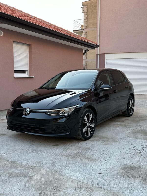 Volkswagen - Golf 8 - 2.0 TDI
