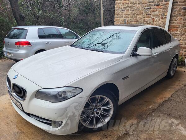 BMW - 520
