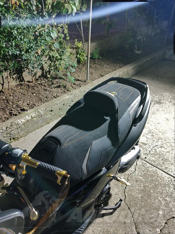Yamaha - T-Max