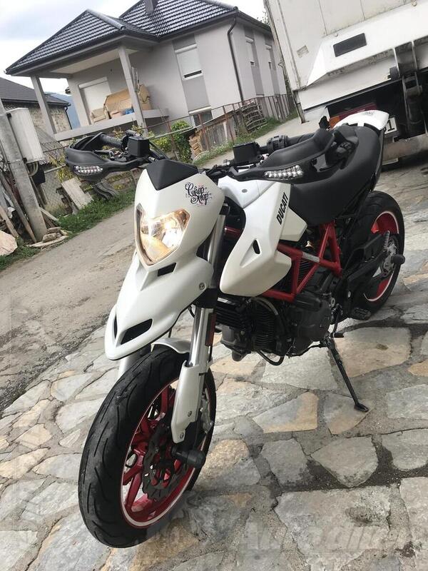 Ducati - Hypermotard
