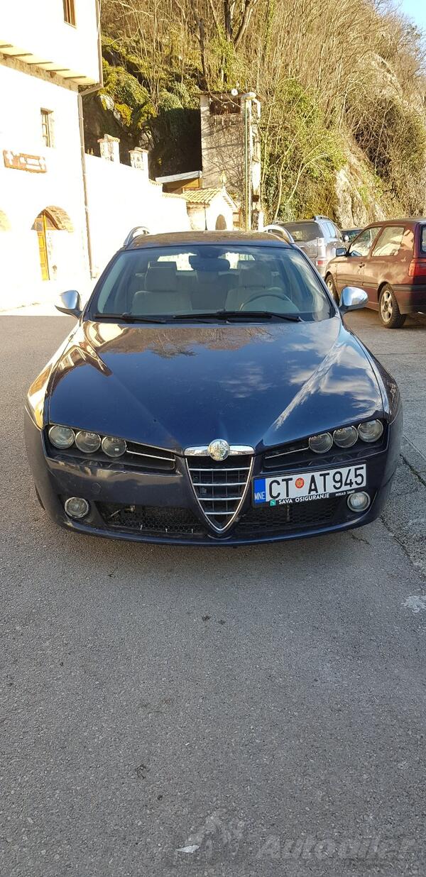 Alfa Romeo - 159 - 1.9 jtdM