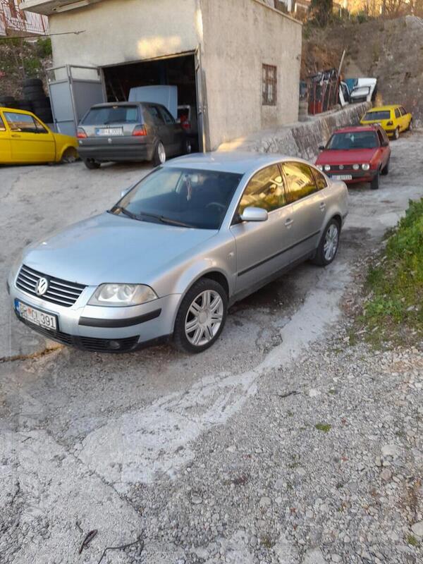 Volkswagen - Passat - 1.9 tdi
