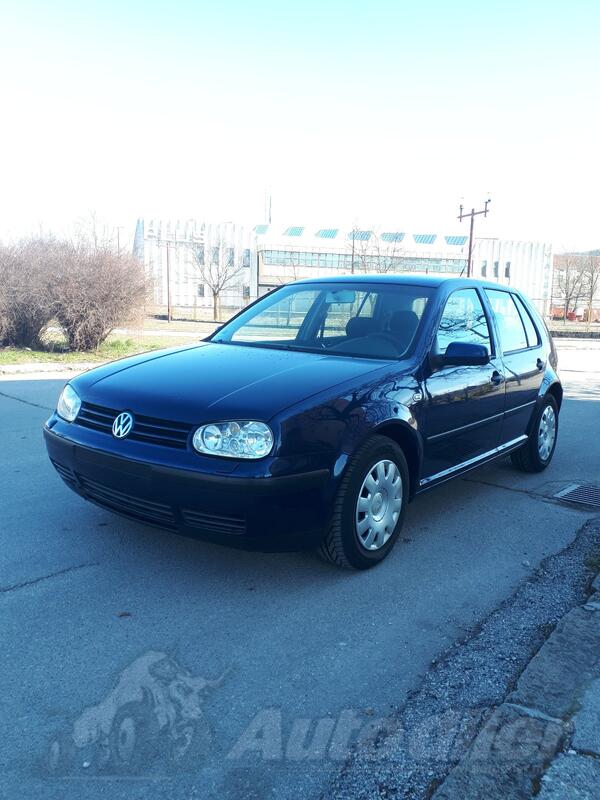 Volkswagen - Golf 4 - 1.6 16v