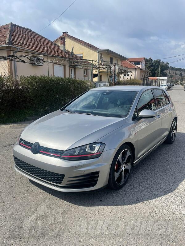 Volkswagen - Golf 7 - GTI PERFOMANCE