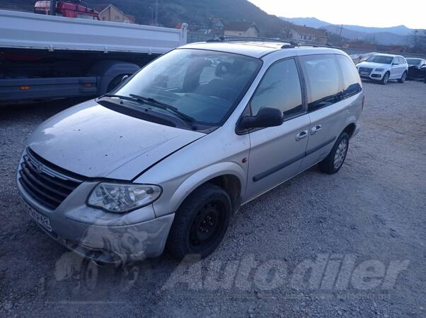 U djelovima Chrysler - Voyager 28crd