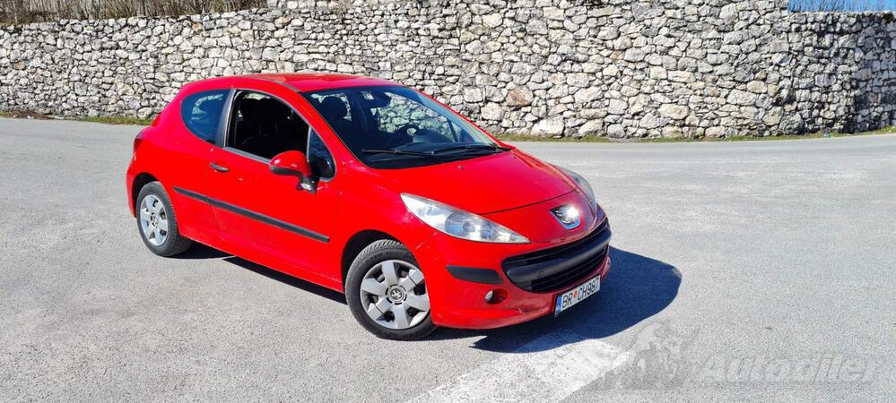 Peugeot - 207 - 1.4 HDI