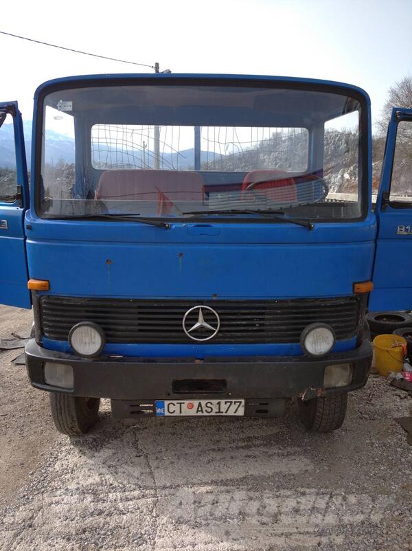 Mercedes Benz - Mercedes 913