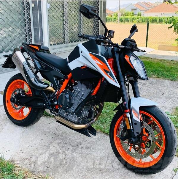KTM - KTM 890 DUKE R