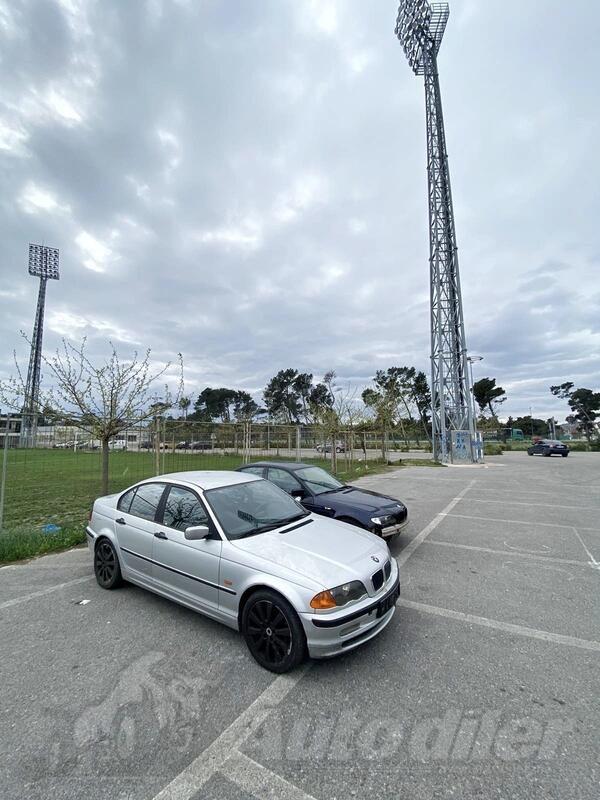 BMW - 318 - e46