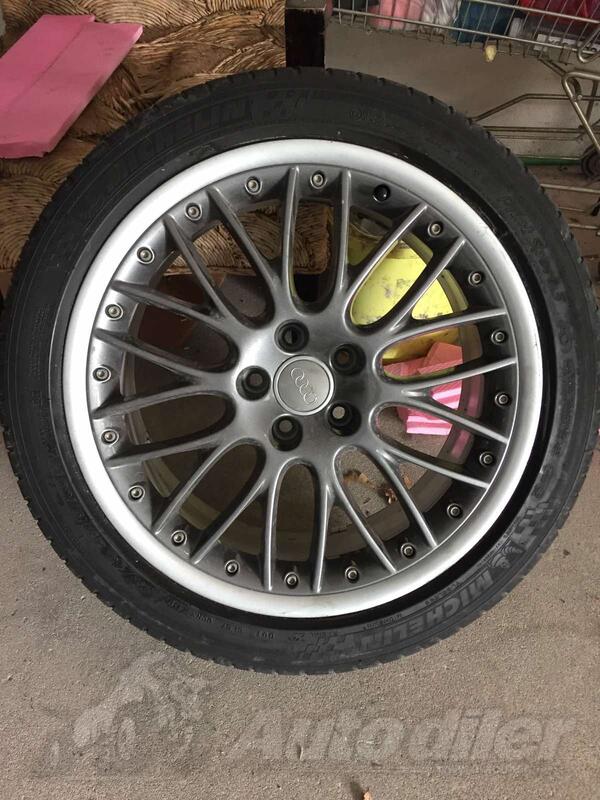 Fabričke felne i Michelin gume