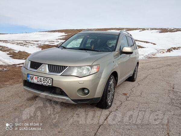 Mitsubishi - Outlander - 2.2
