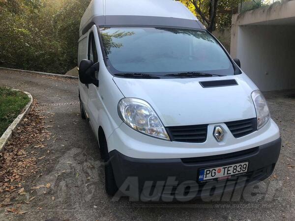 Renault - Trafic 2.0 dci