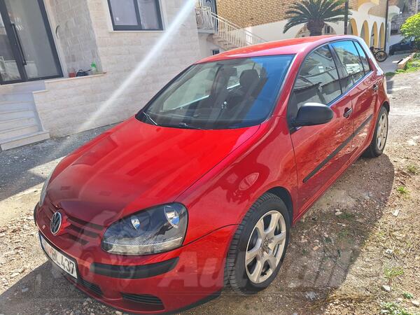 Volkswagen - Golf 5 - 1.6fsi