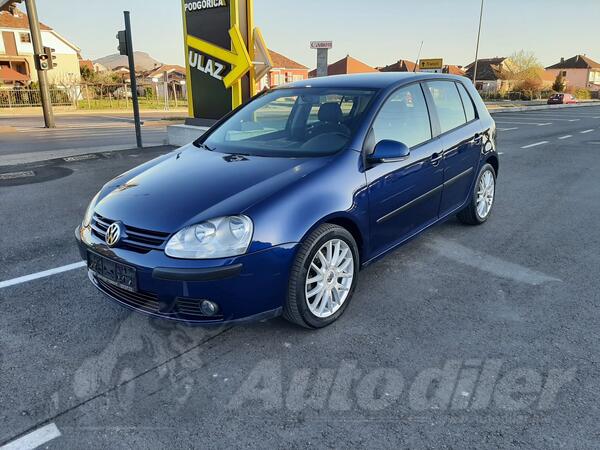 Volkswagen - Golf 5 - 1.9 TDI 77 KW