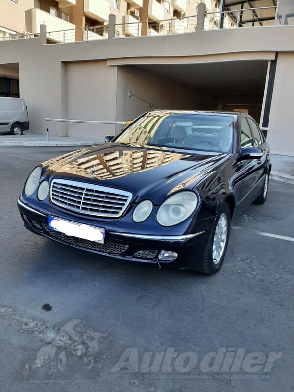 Mercedes Benz - E 220