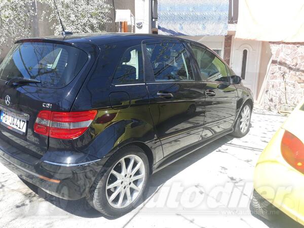 Mercedes Benz - B 180 - 20 cdi