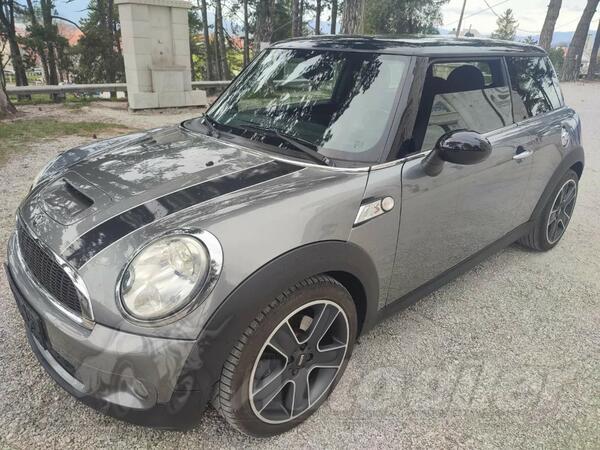Mini - Cooper S - 1.6s