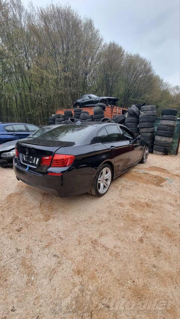 BMW - 520 2000 in parts