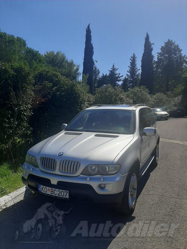 BMW - X5