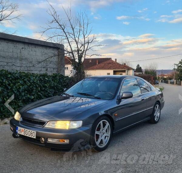 Honda - Accord - 2.0