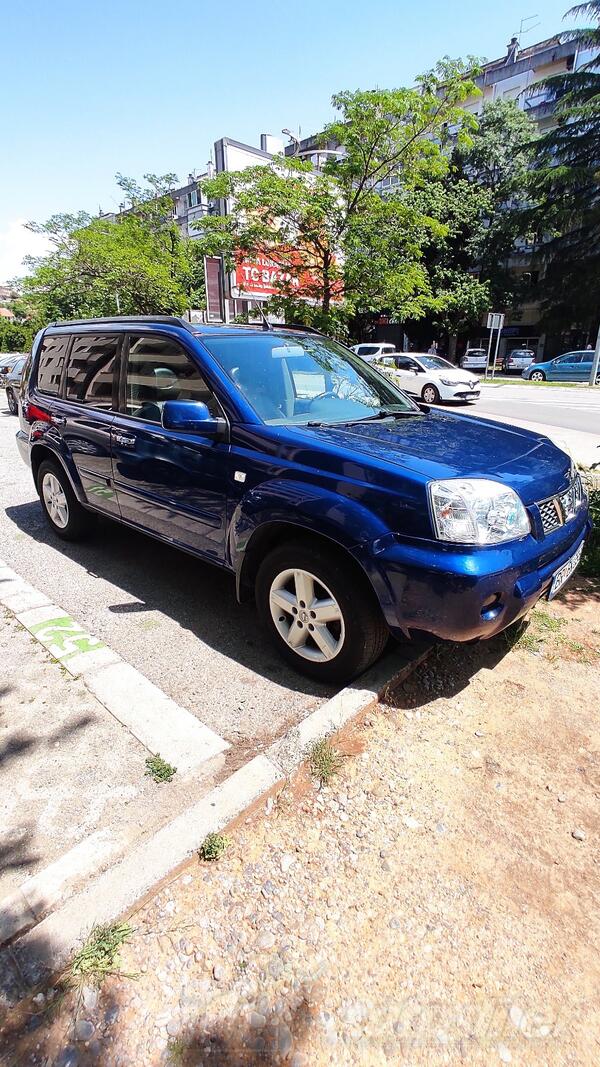 Nissan - X-Trail - 2.2dci