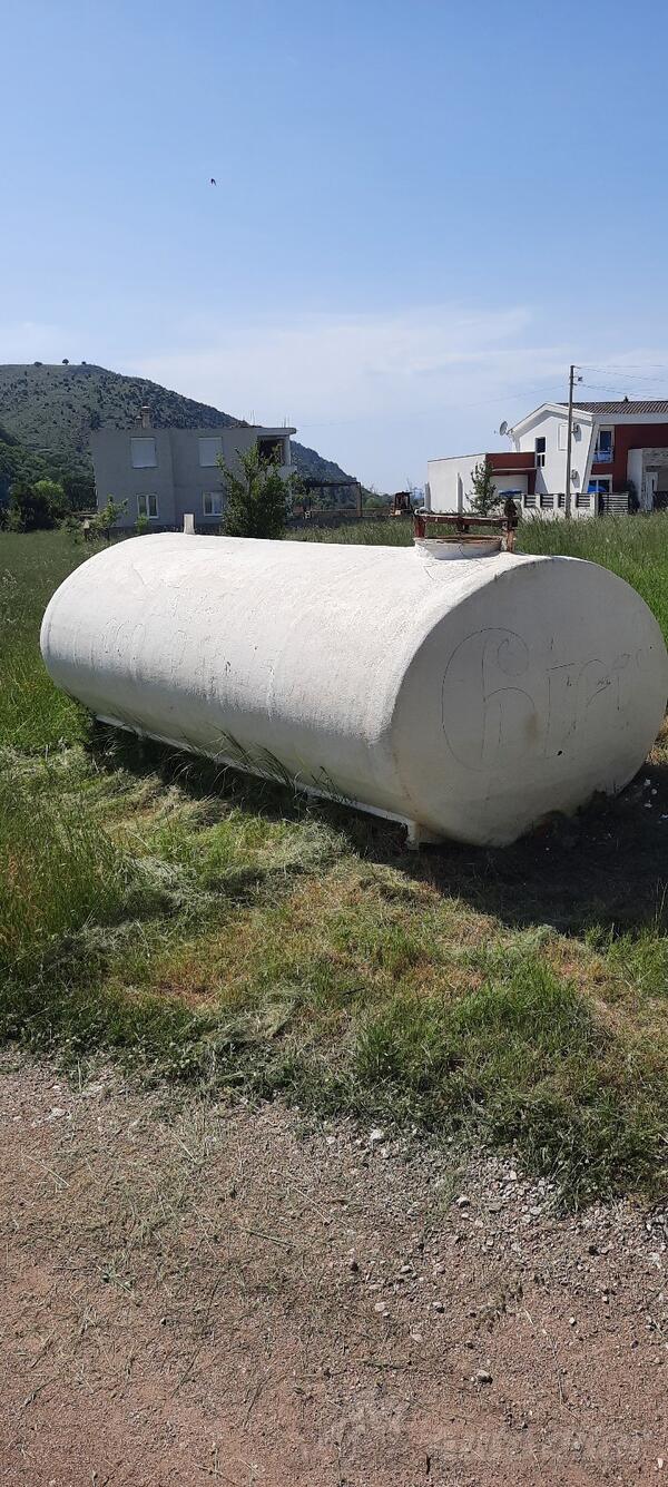 Mercedes Benz - cisterna za vodu 6m3