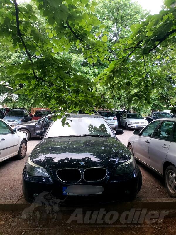 BMW - 520