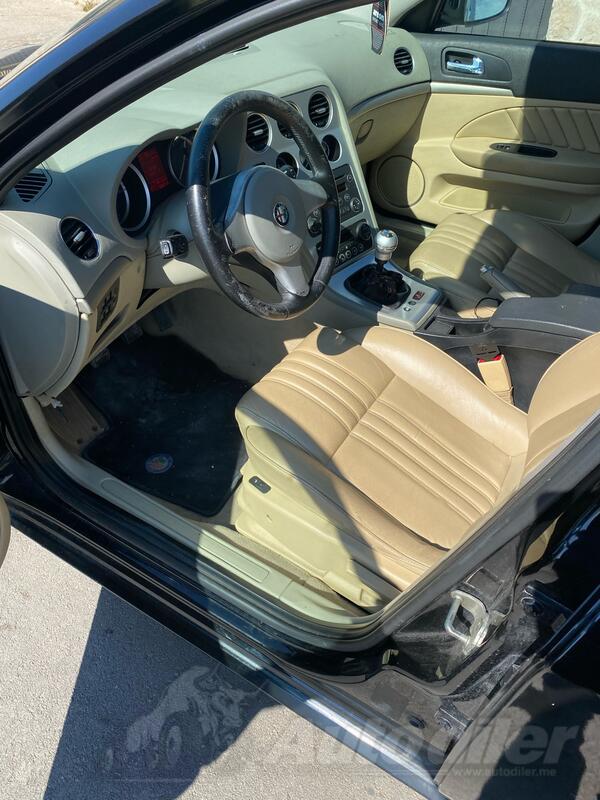 Alfa Romeo - 159 - 1.9 JTDm