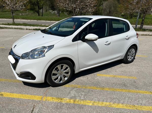 Peugeot - 208 - 1.6 Hdi
