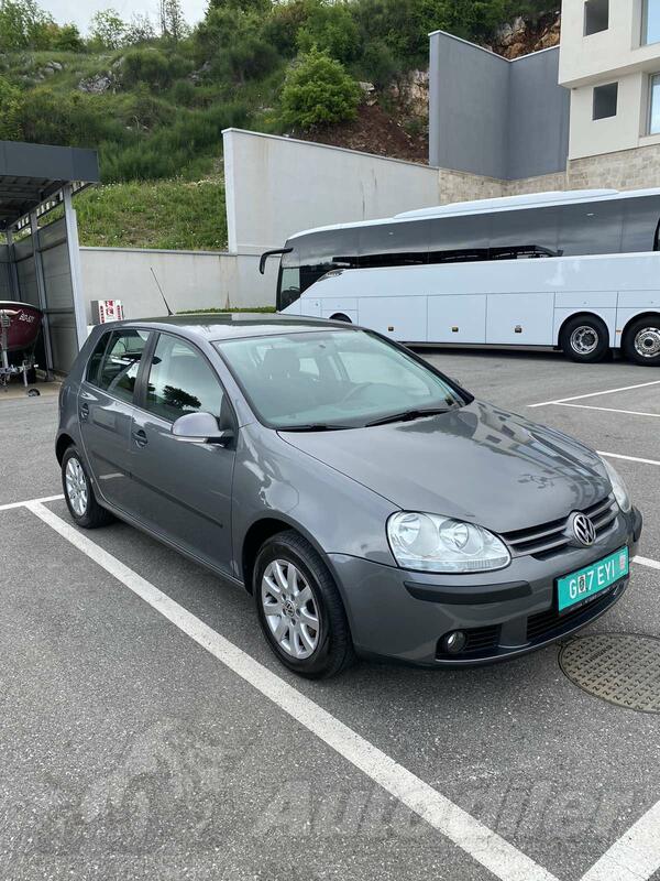 Volkswagen - Golf 5 - 1.9 tdi