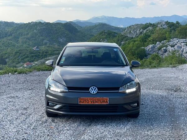 Volkswagen - Golf 7 - 03/2018.g