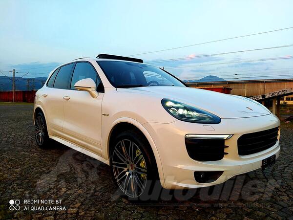 Porsche - Cayenne - 3.0 hybrid