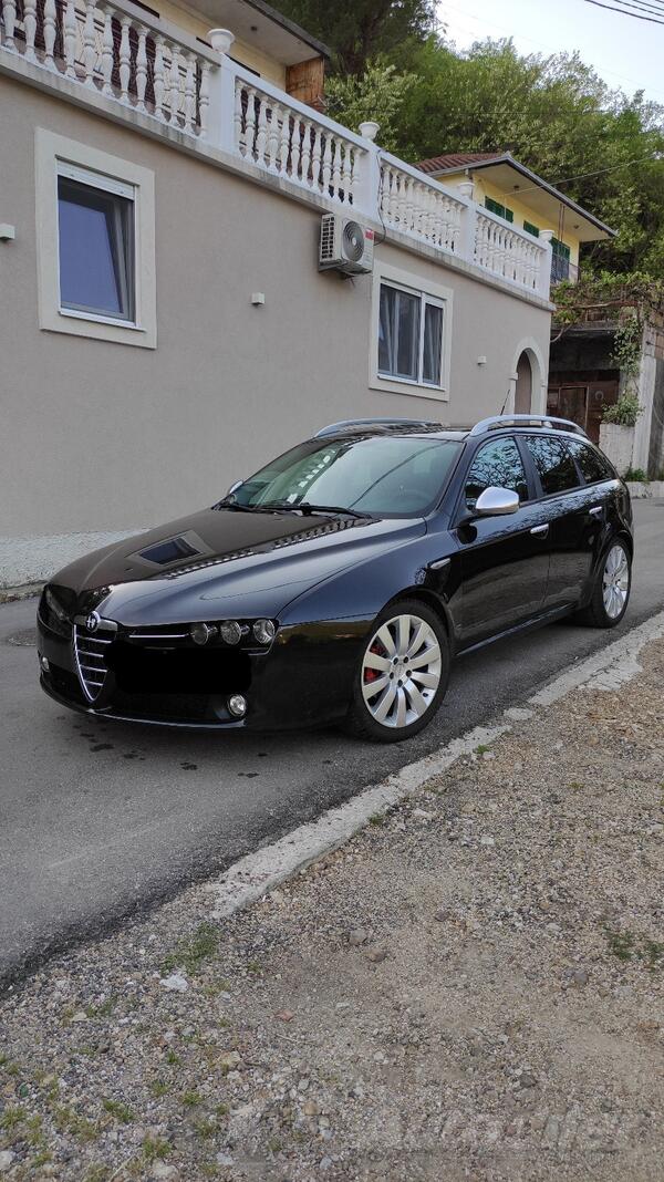 Alfa Romeo - 159 - 1,9 jtd