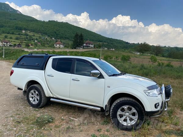 Mitsubishi - L200 - 2.5 Did